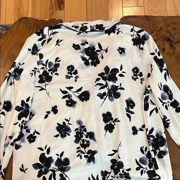 🔥Vera Wang Black & White Floral Pajama Set, Size Large Tall. 3-Piece Set 💃🏻 - Picture 13 of 14